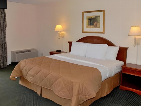 Quality Inn Tucson image 23